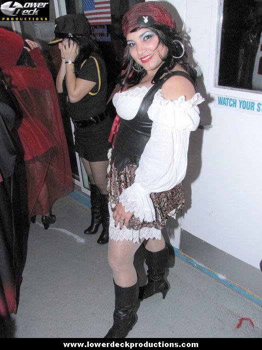 4thHalloweenGoesHollywood81.jpg